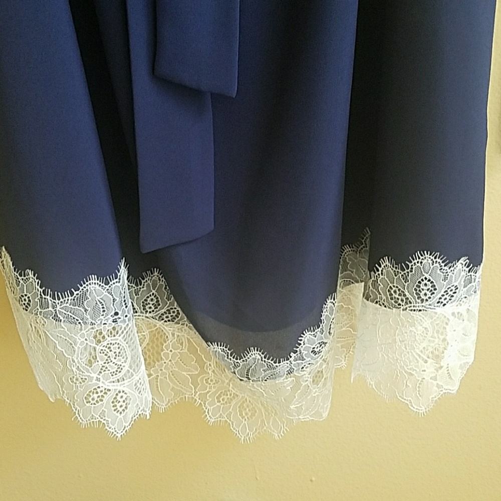 Brand new Michael Kors Navy dress size medium - Picture 2 of 4